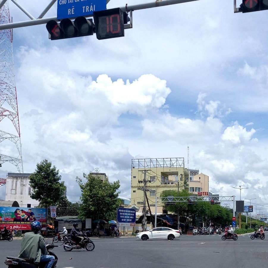 Hotel Khach San Anh Sang Cần Thơ Exterior foto